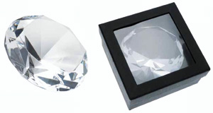Diamante fermacarte in cristallo , diam.cm 8         